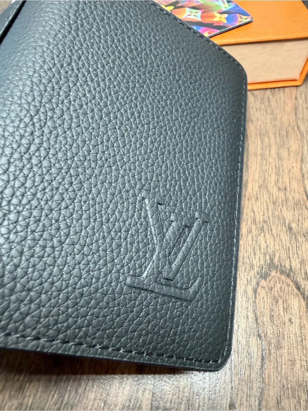 Louis Vuitton Black Pebbled Leather Pocket Organizer - Picture 3 of 7